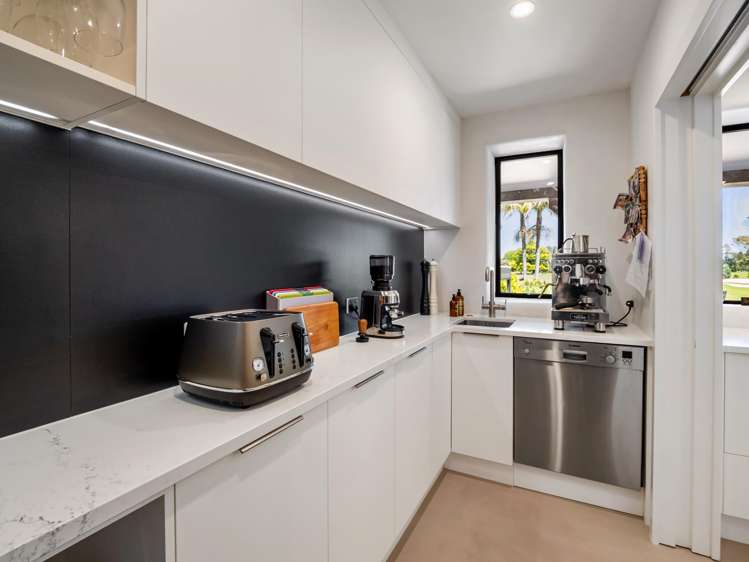 214 Oceanbeach Road Mt Maunganui_6