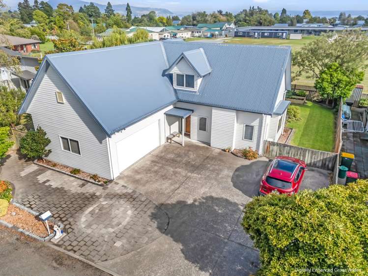 12 Stonebridge Park Drive Holdens Bay_22
