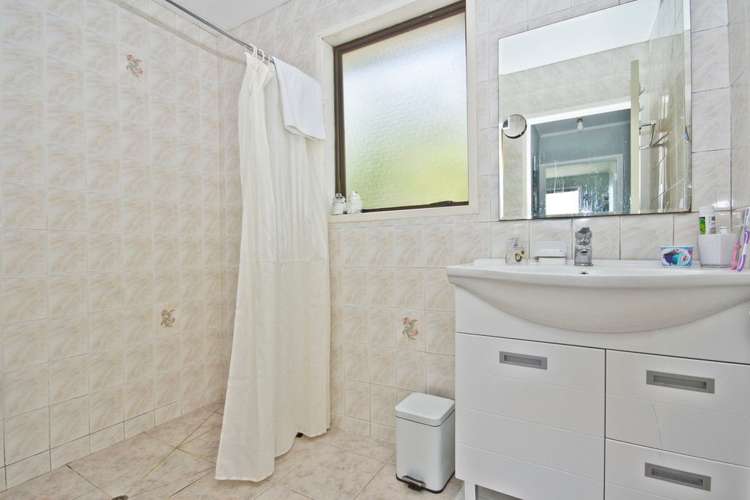 116 Solar Road Glen Eden_8