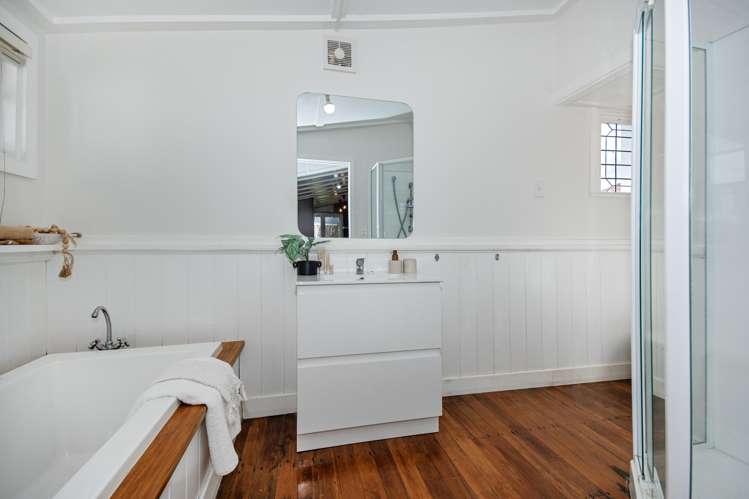 1 Whimp Avenue Onerahi_8