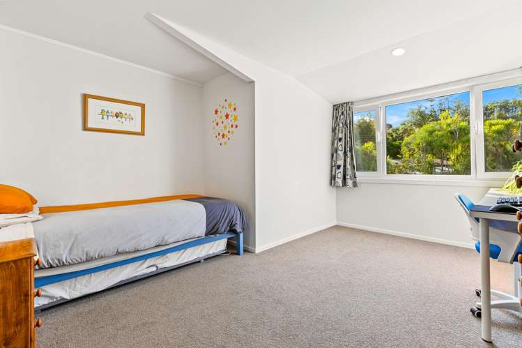 15a Whangaparaoa Road Red Beach_16