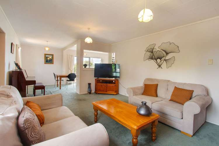 37 Lancaster Road Beach Haven_1