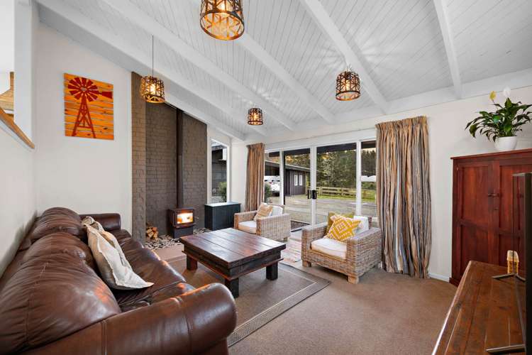 1238 Peak Road Helensville_10