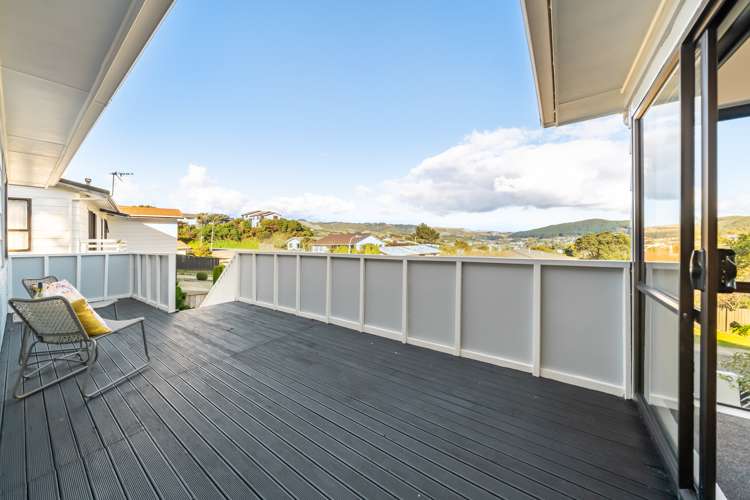 8 Forglen Place Tawa_23