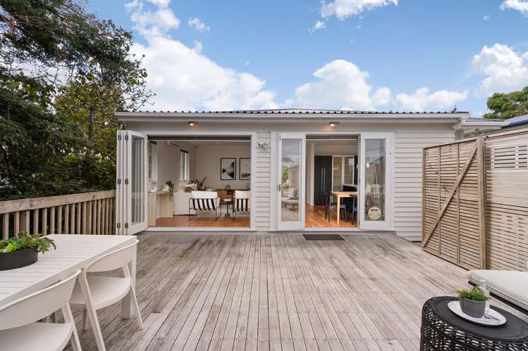 42 Parkdale Road Mount Albert_2