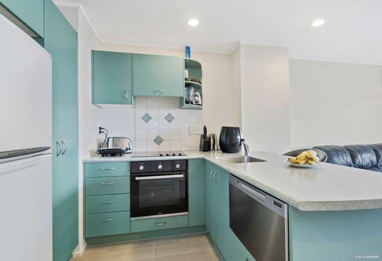 8a/20 Ian Marwick Place Birkenhead_6