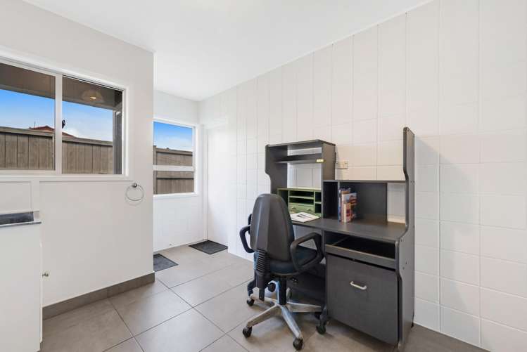 13 Tyrian Close Half Moon Bay_27