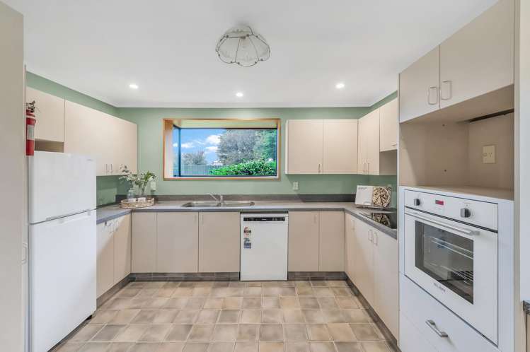 8 Bridge Street Southbridge_10