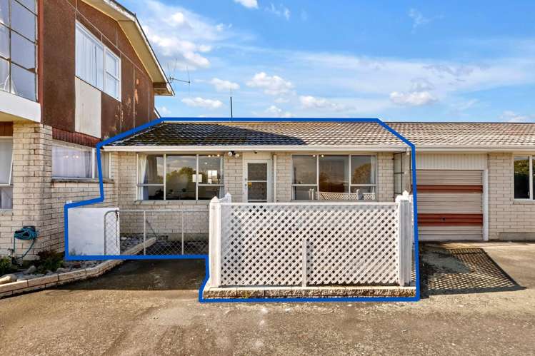 2/52 Mortlake Street Hornby_10