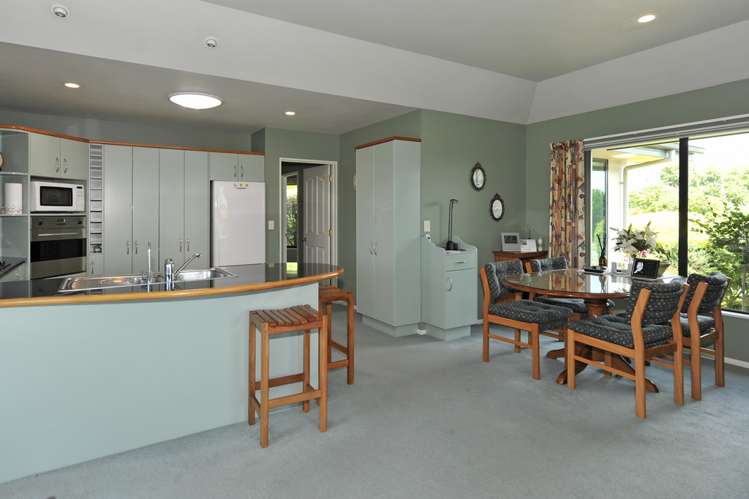 93 Templemore Drive Richmond_9