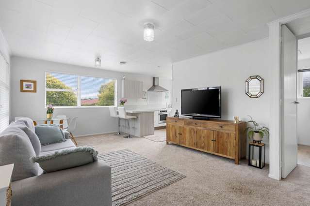 30A Thorburn Avenue Red Beach_4