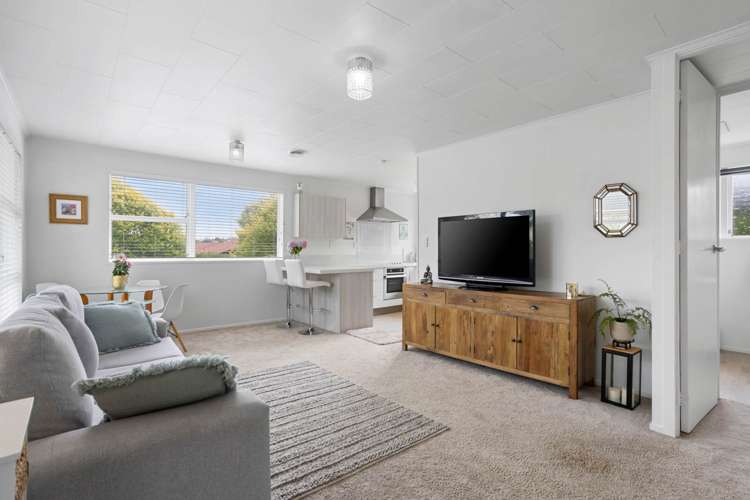 30A Thorburn Avenue Red Beach_3