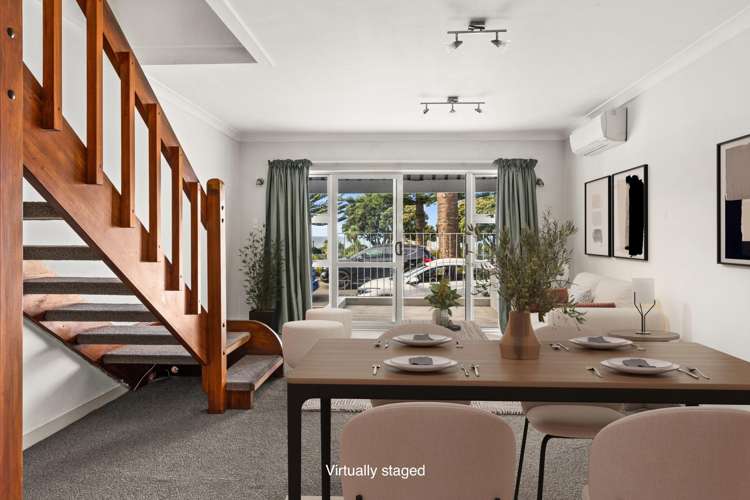 241 Marine Parade Napier South_5