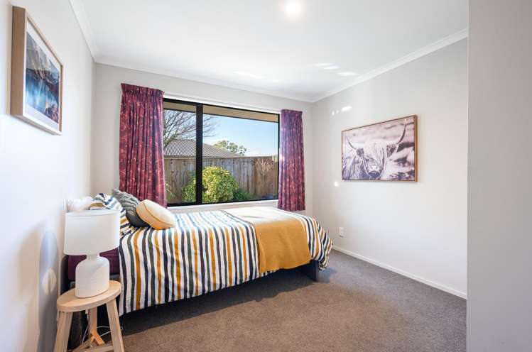 55 Otia Drive Richmond_17
