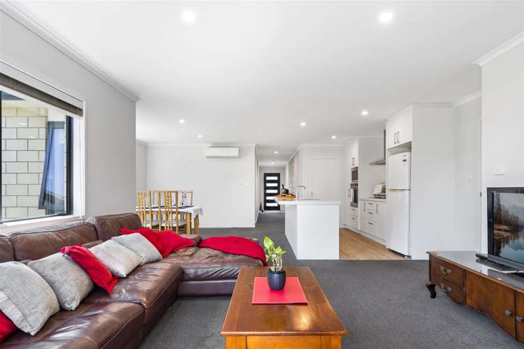 7 Dunkeld Drive Papamoa_3