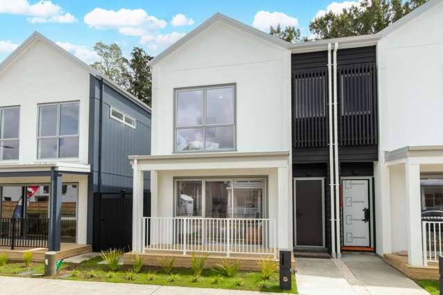 Modern Living in Karaka Awaits!