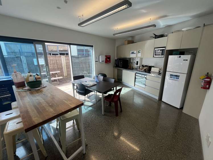 8 Golden Arches Place Wiri_6