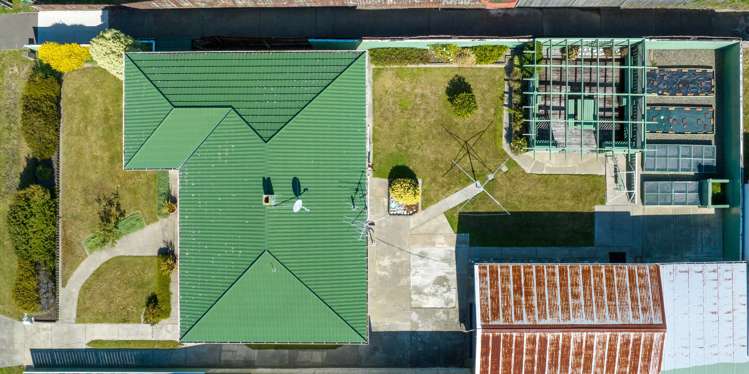 40 Tennyson Crescent Stoke_21