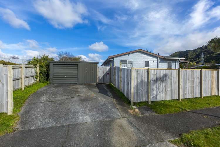 1 Wyoming Grove Totara Park_16