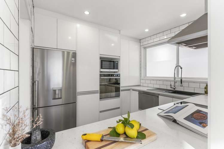 200 Godley Road Titirangi_8