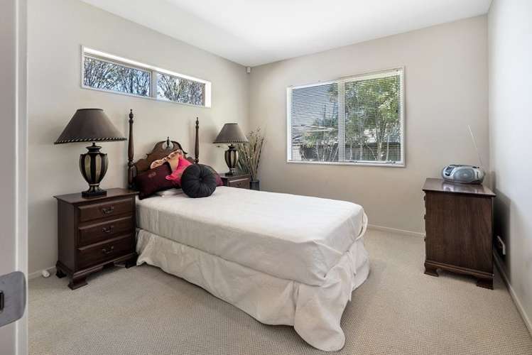 8 Greenbrooke Drive Flat Bush_8