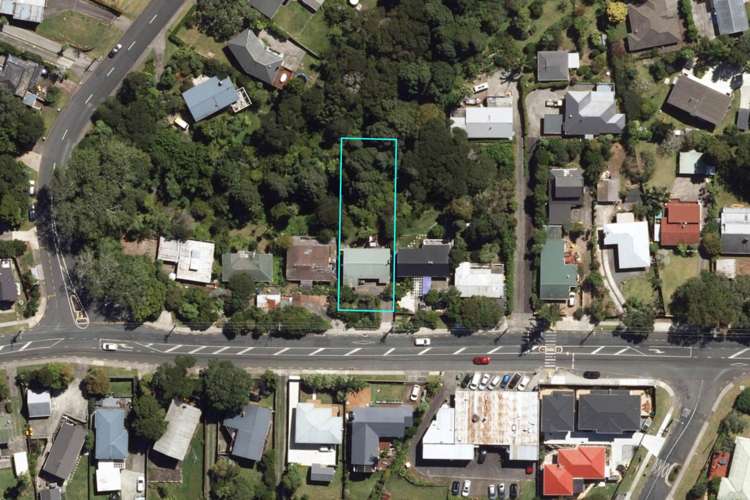 183 Golf Road Titirangi_18