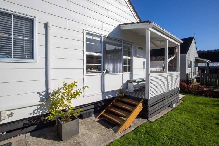 14 Emano Street Toi Toi_3