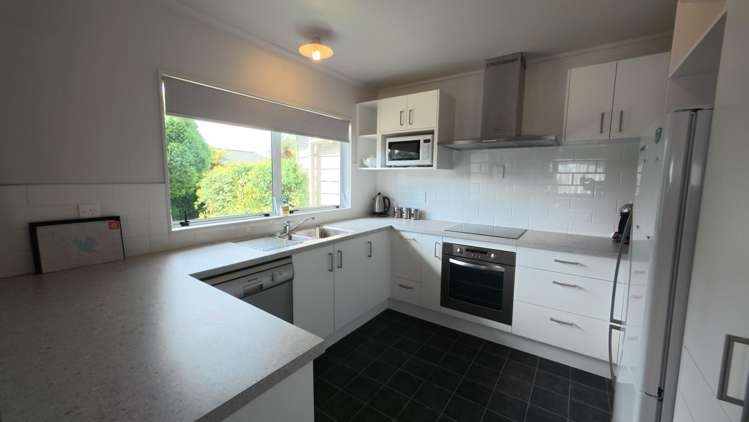 8 Haines Grove 2774_7