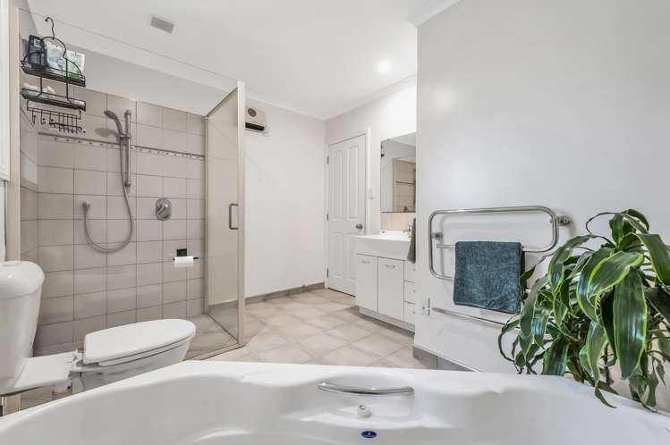 211 Bangor Road Darfield_19