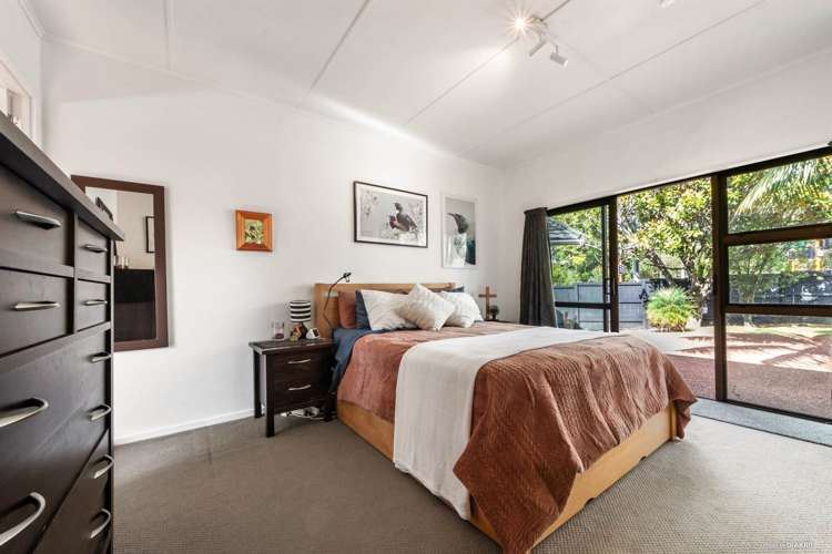 4191 Great North Road Glen Eden_16