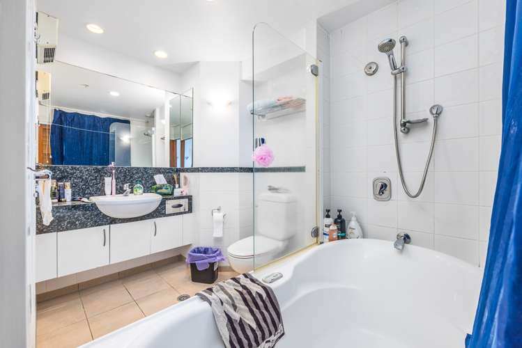 3o/100 Greys Avenue Auckland Central_7