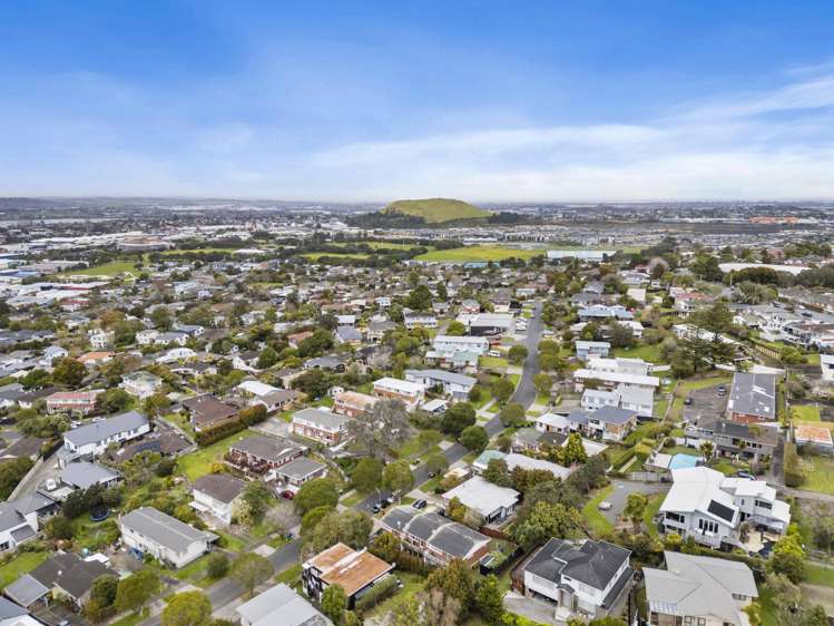 31 Simkin Avenue St Johns_10