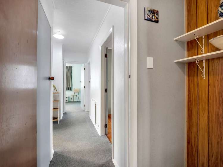 7 Churchill Crescent Tawhero_9