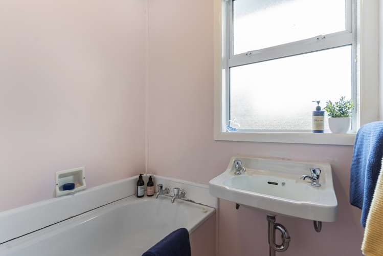 34 George Street Papakura_15