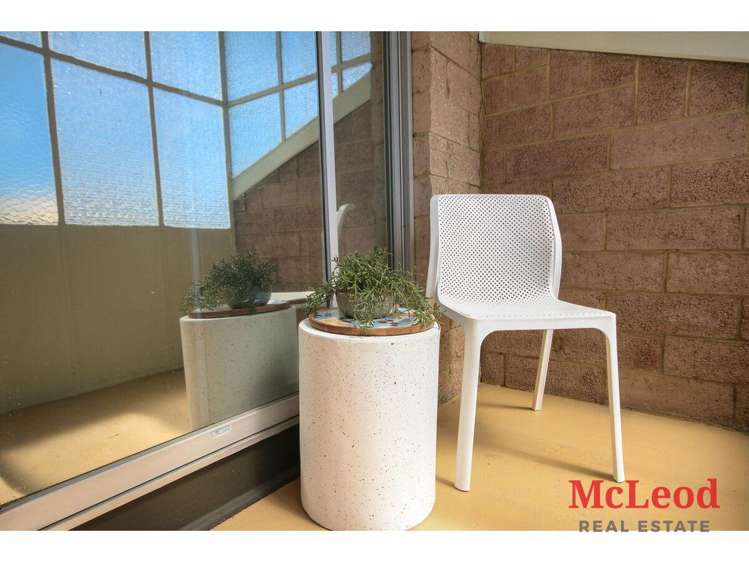 2/66 William Street Ashburton_10