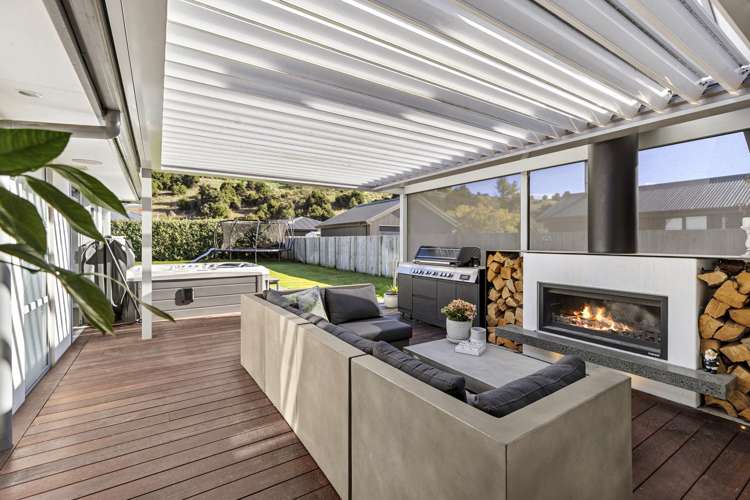 10 Snowberry Street Albert Town_18