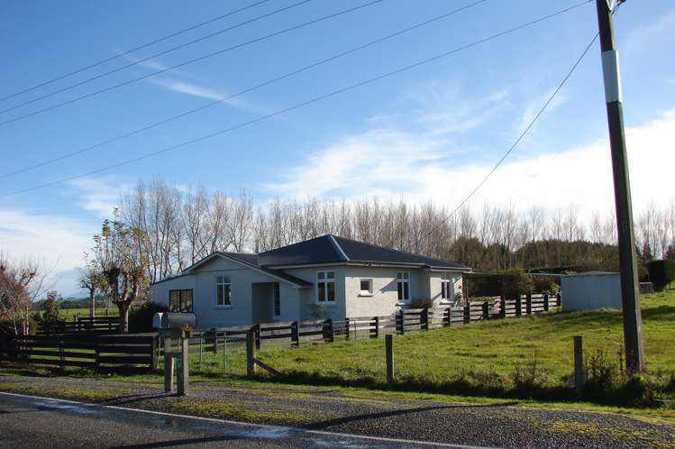 117 Centre Bush Otapiri Road Winton Surrounds_21