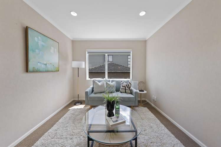 4 Viera Drive Mission Heights_15