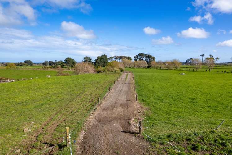 1641 Eltham Road Kaponga_11