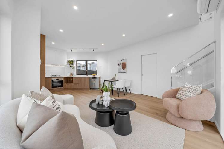 A-F/15 Astley Avenue_4