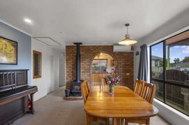 15 Pemberton Crescent_4