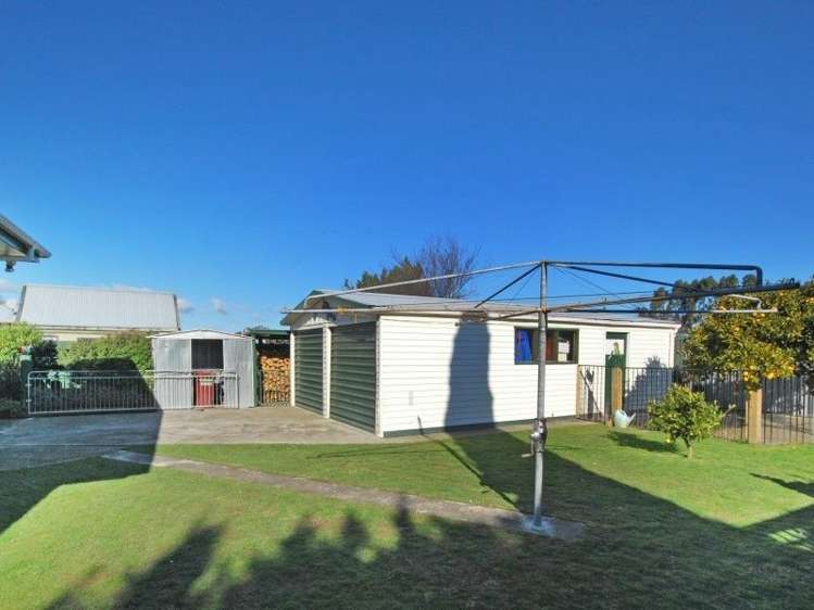 18 Moore Crescent Carterton_16