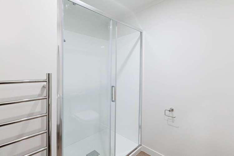 6/8 James Laurie Street Henderson_5