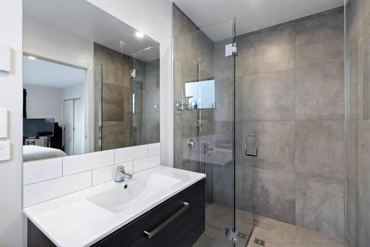 26 Huxley Place Dalefield/Wakatipu Basin_12