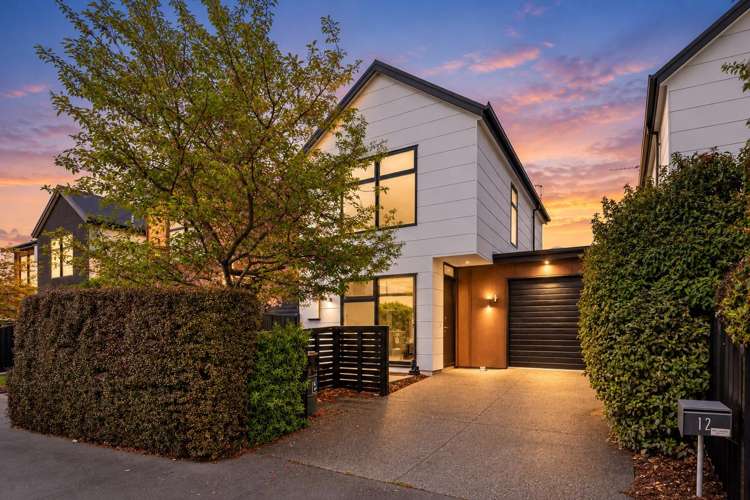 12 Packard Crescent_0