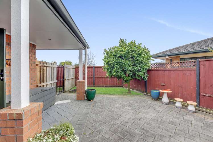 6 Fencourt Place Rototuna North_28