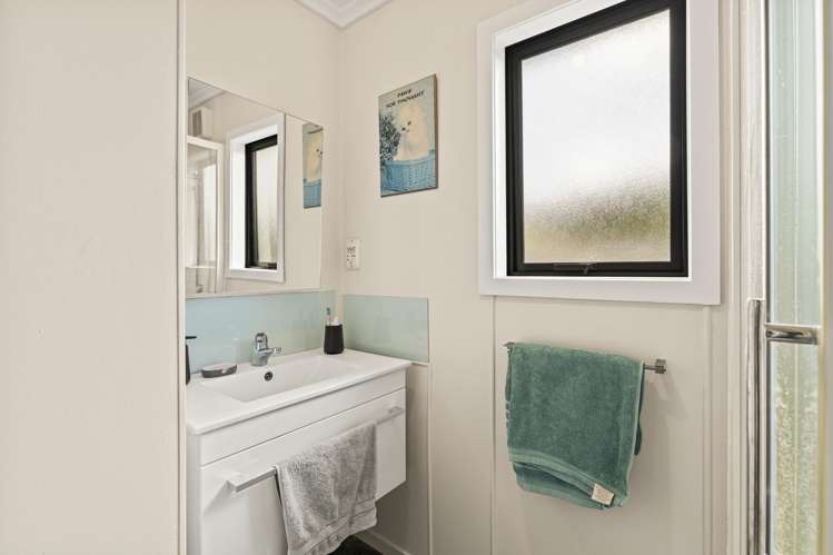 33 Karewa Street Castlecliff_11