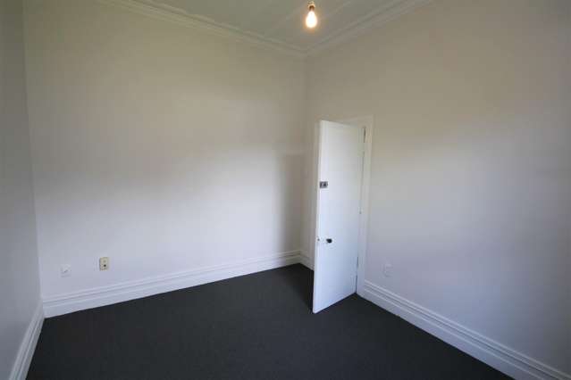 15 Paris Street North East Valley_2
