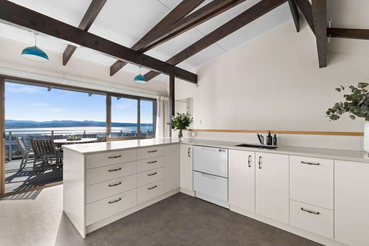 21 Denholm Road Hospital Hill_10