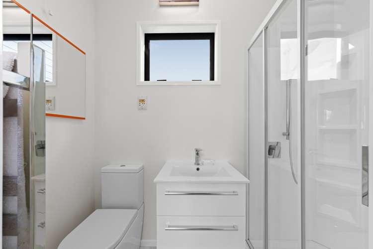 17 Ballantrae Place Highlands Park_11